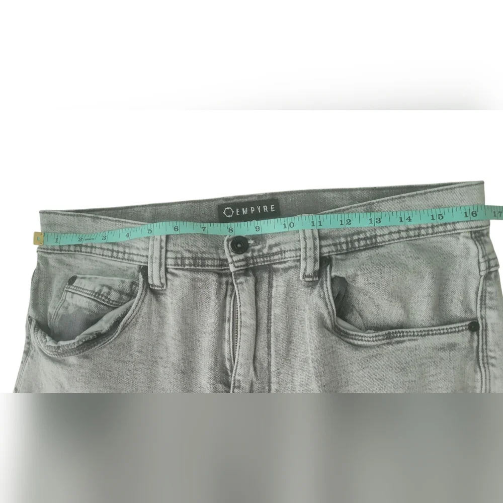 Empyre Verge Gray Slim Jeans Distressed Style Sz 33